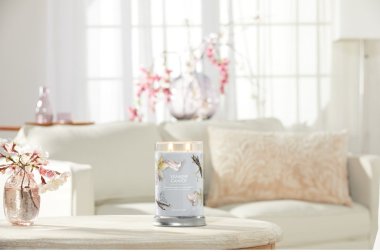 YANKEE CANDLE SMOKED VANILLA & CASHMERE SIGNATURE TUMBLER VELKÝ